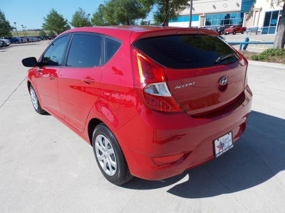 2012 Hyundai Accent  GS
