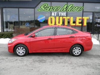 2012 Hyundai Accent  GLS