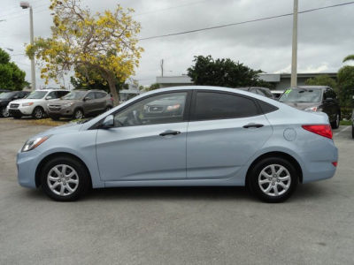 2012 Hyundai Accent  GLS