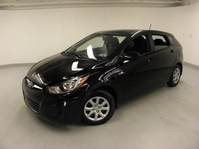2012 Hyundai Accent GS