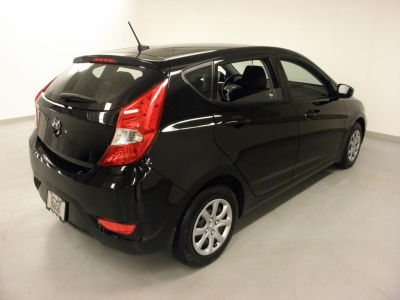 2012 Hyundai Accent  GS