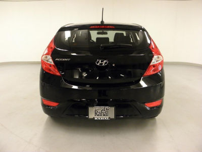 2012 Hyundai Accent  GS