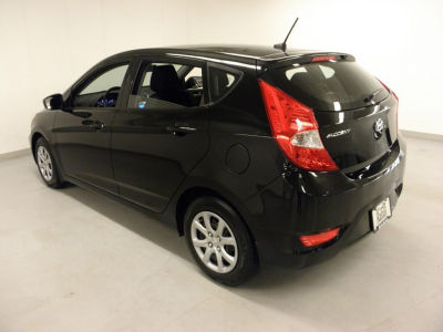 2012 Hyundai Accent  GS