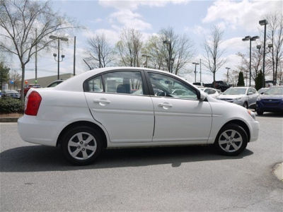 2011 Hyundai Accent  GLS