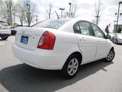 2011 Hyundai Accent  GLS