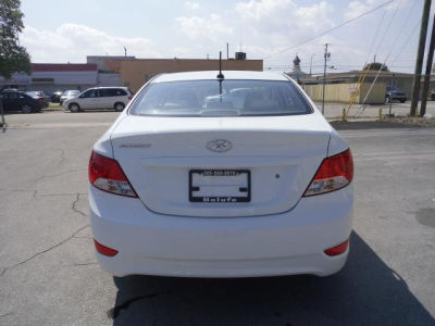 2012 Hyundai Accent  GLS