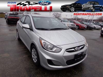 2012 Hyundai Accent GLS