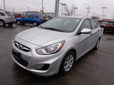 2012 Hyundai Accent  GLS