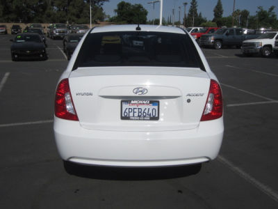 2010 Hyundai Accent  GLS