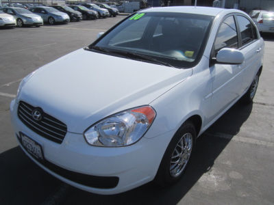 2010 Hyundai Accent  GLS