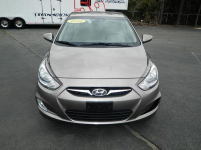 2012 Hyundai Accent GLS
