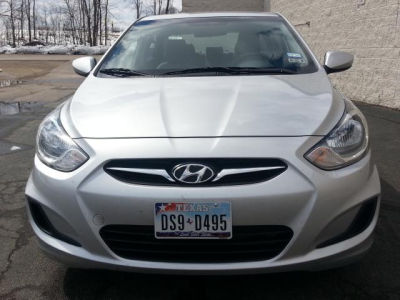 2012 Hyundai Accent  GLS
