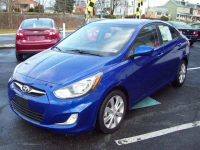 2012 Hyundai Accent GLS