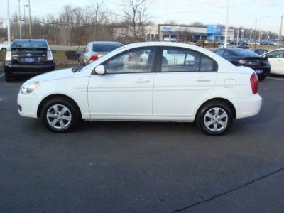 2011 Hyundai Accent GLS