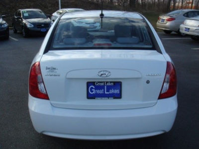 2011 Hyundai Accent GLS
