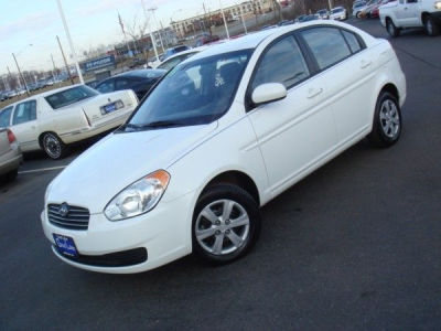 2011 Hyundai Accent GLS