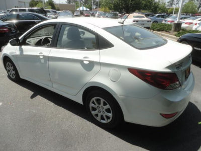 2012 Hyundai Accent  GLS