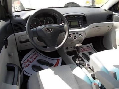 2010 Hyundai Accent  GLS