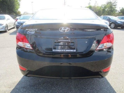 2012 Hyundai Accent  GLS