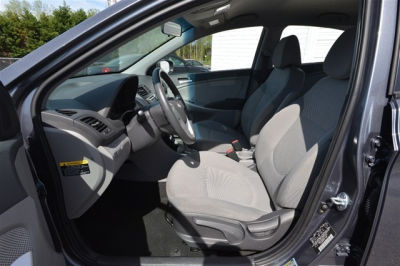 2012 Hyundai Accent  GLS