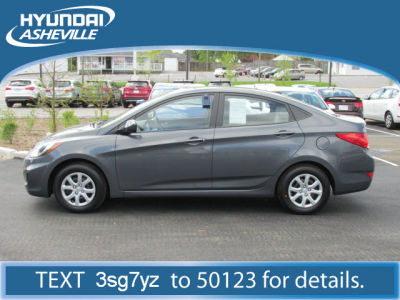 2012 Hyundai Accent  GLS