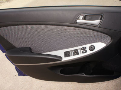 2012 Hyundai Accent GS