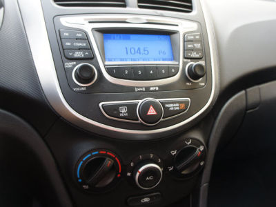 2012 Hyundai Accent GS