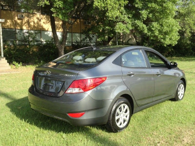 2013 Hyundai Accent GLS