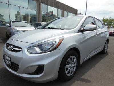 2012 Hyundai Accent  GLS