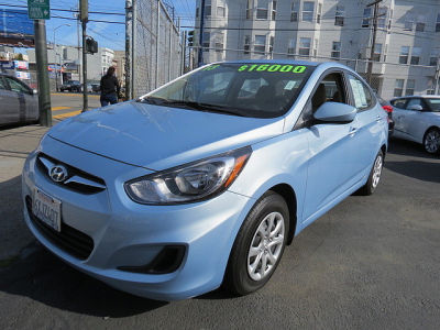 2013 Hyundai Accent  GLS