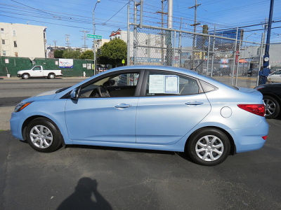 2013 Hyundai Accent GLS