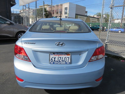 2013 Hyundai Accent GLS