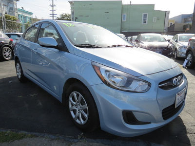 2013 Hyundai Accent GLS