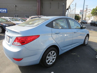 2013 Hyundai Accent GLS