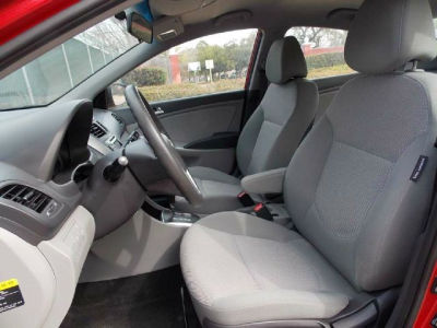 2012 Hyundai Accent  GLS