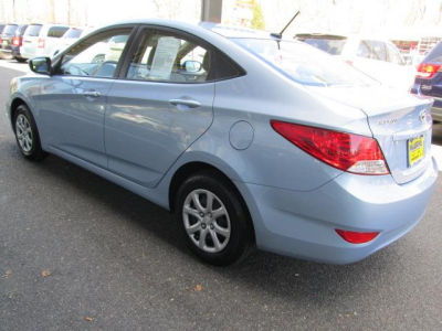 2012 Hyundai Accent  GLS