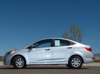 2012 Hyundai Accent  GLS