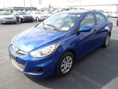 2012 Hyundai Accent GLS