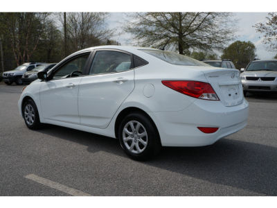 2012 Hyundai Accent  GLS