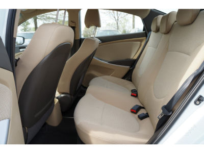 2012 Hyundai Accent  GLS