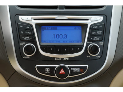 2012 Hyundai Accent  GLS
