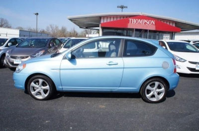 2011 Hyundai Accent  SE