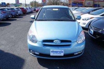 2011 Hyundai Accent  SE