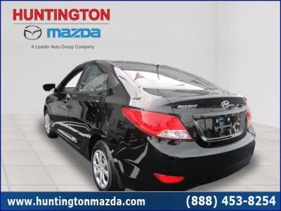 2013 Hyundai Accent  GLS
