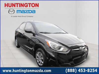 2013 Hyundai Accent  GLS