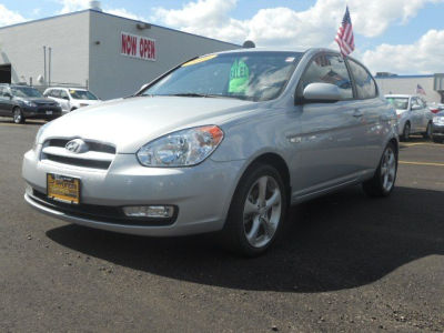 2011 Hyundai Accent  SE