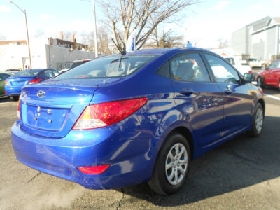 2012 Hyundai Accent  GLS