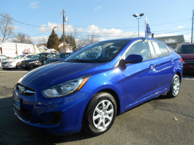 2012 Hyundai Accent  GLS
