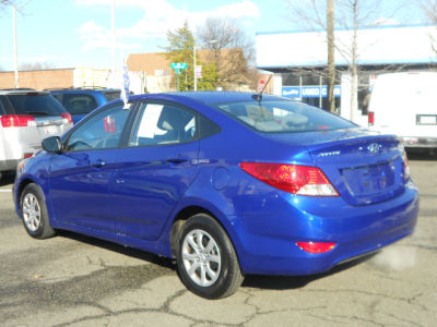 2012 Hyundai Accent GLS