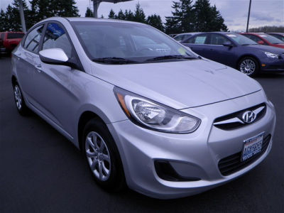 2012 Hyundai Accent  GLS